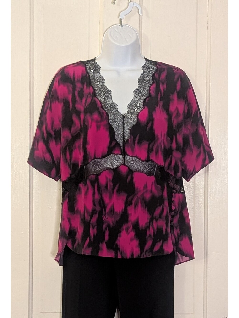 NWT ZADIG AND VOLTAIRE TZAR SILK TOP FUSCHIA AND BLACK LACE TRIM | SIZE L - Picture 2 of 8